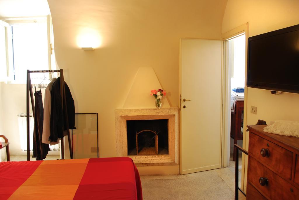 Appartamento Piazza Farnese Рим Стая снимка